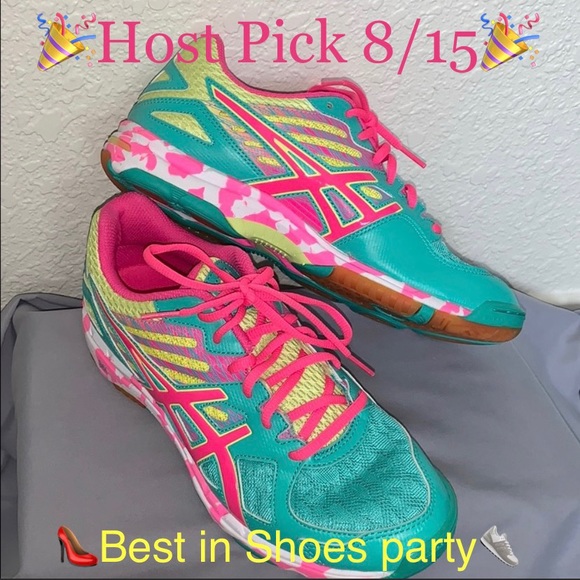 Asics Shoes - 🎉HP🎉ASICS women’s GEL volleyball shoes